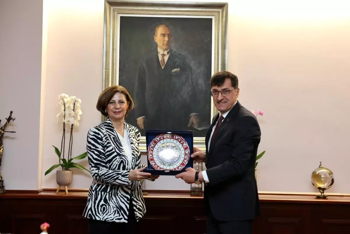 Kütahya ve Eskişehir belediyeleri arasında tecrübe paylaşımı ve iş birliği ziyaretleri