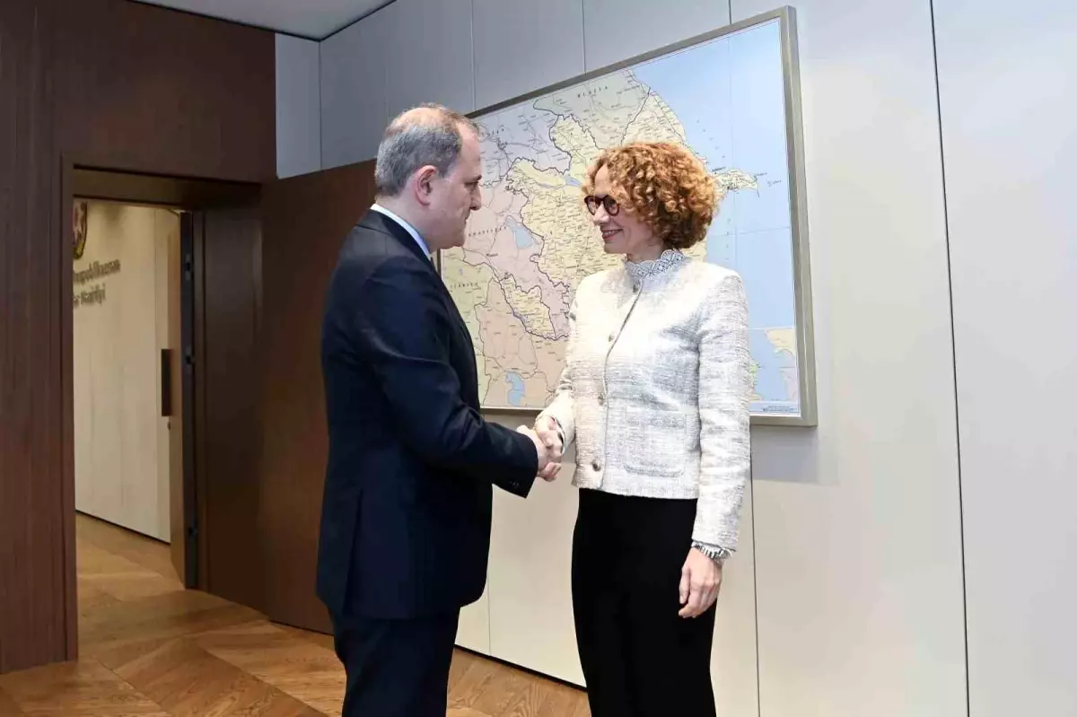 Azerbaycan ve NATO İş Birliği Gelişiyor