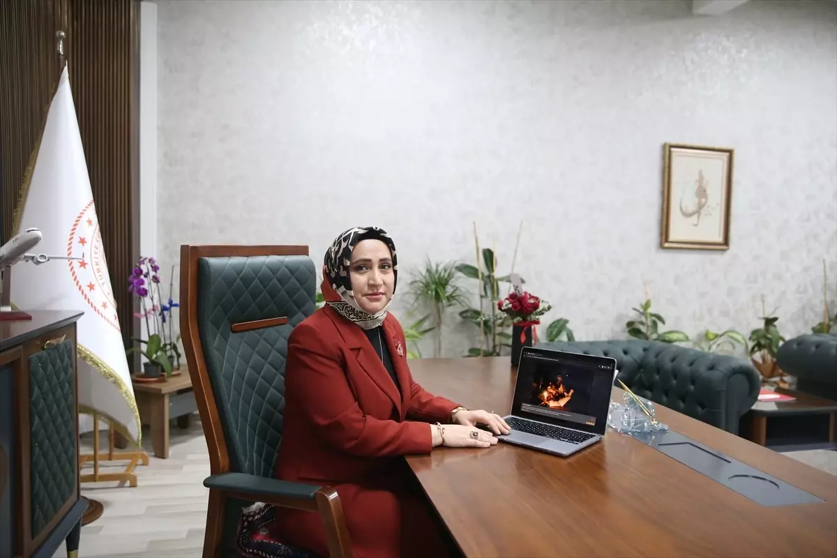 Elif Özbek, Yılın Kareleri Oylamasına Katıldı