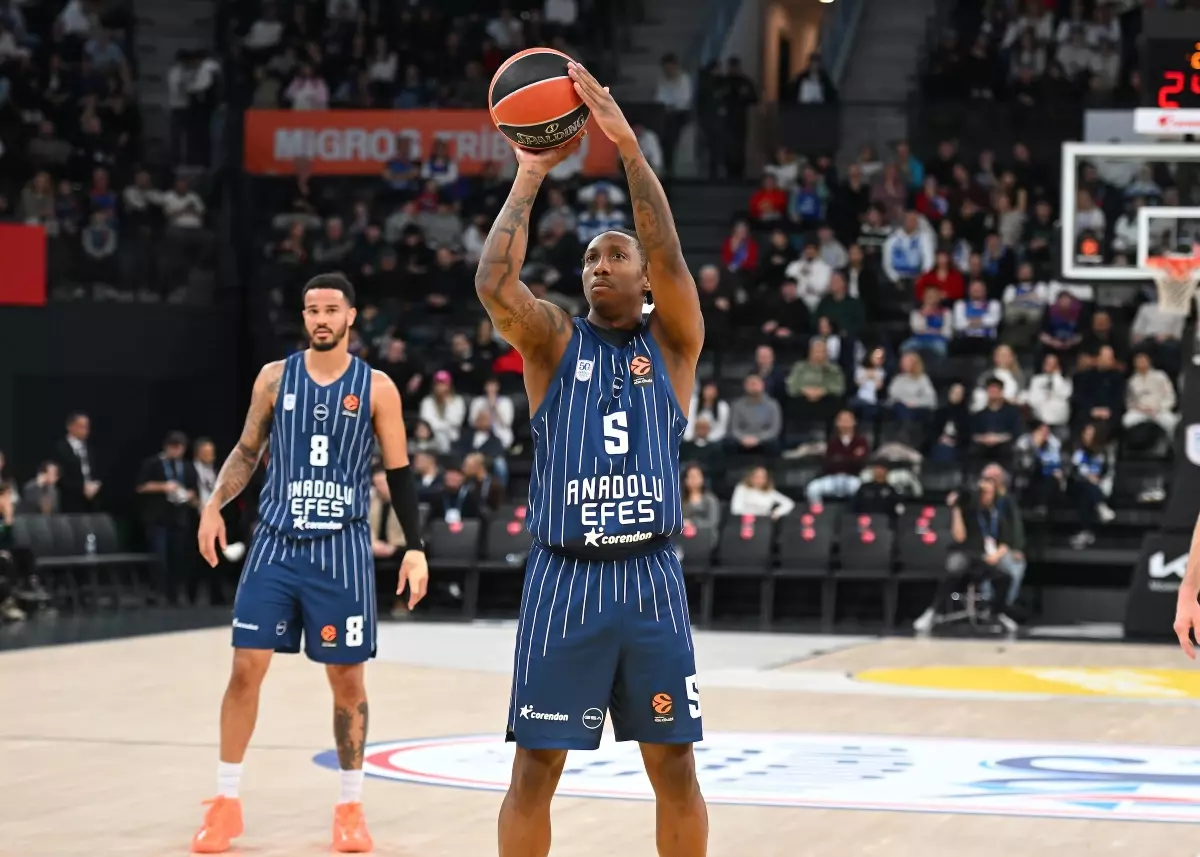 Anadolu Efes, Olympiakos\'a Kaybetti