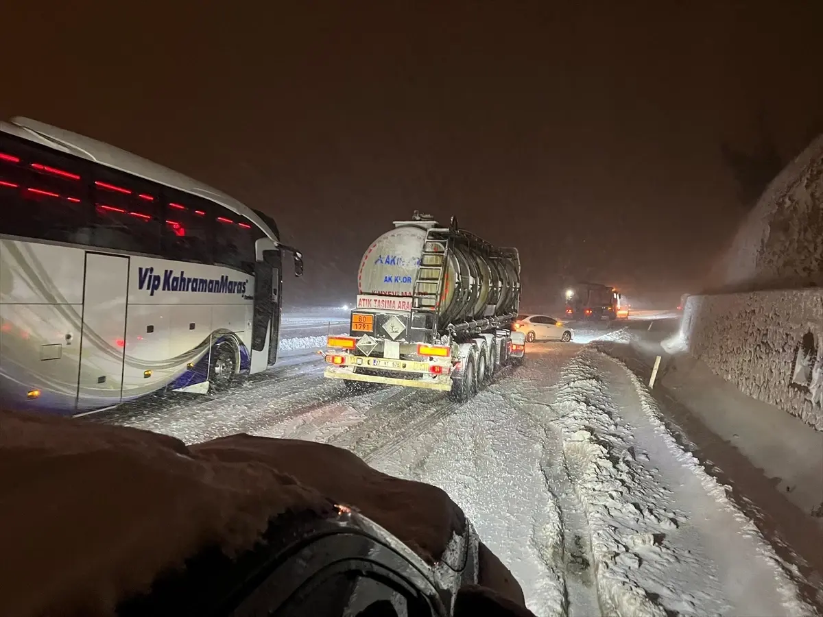 Osmaniye\'de Karla Mücadele