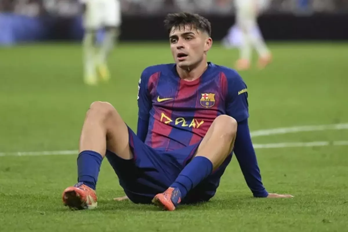 Pedri\'den Barcelona\'ya kötü haber! İşte sahalardan uzak kalacağı süre