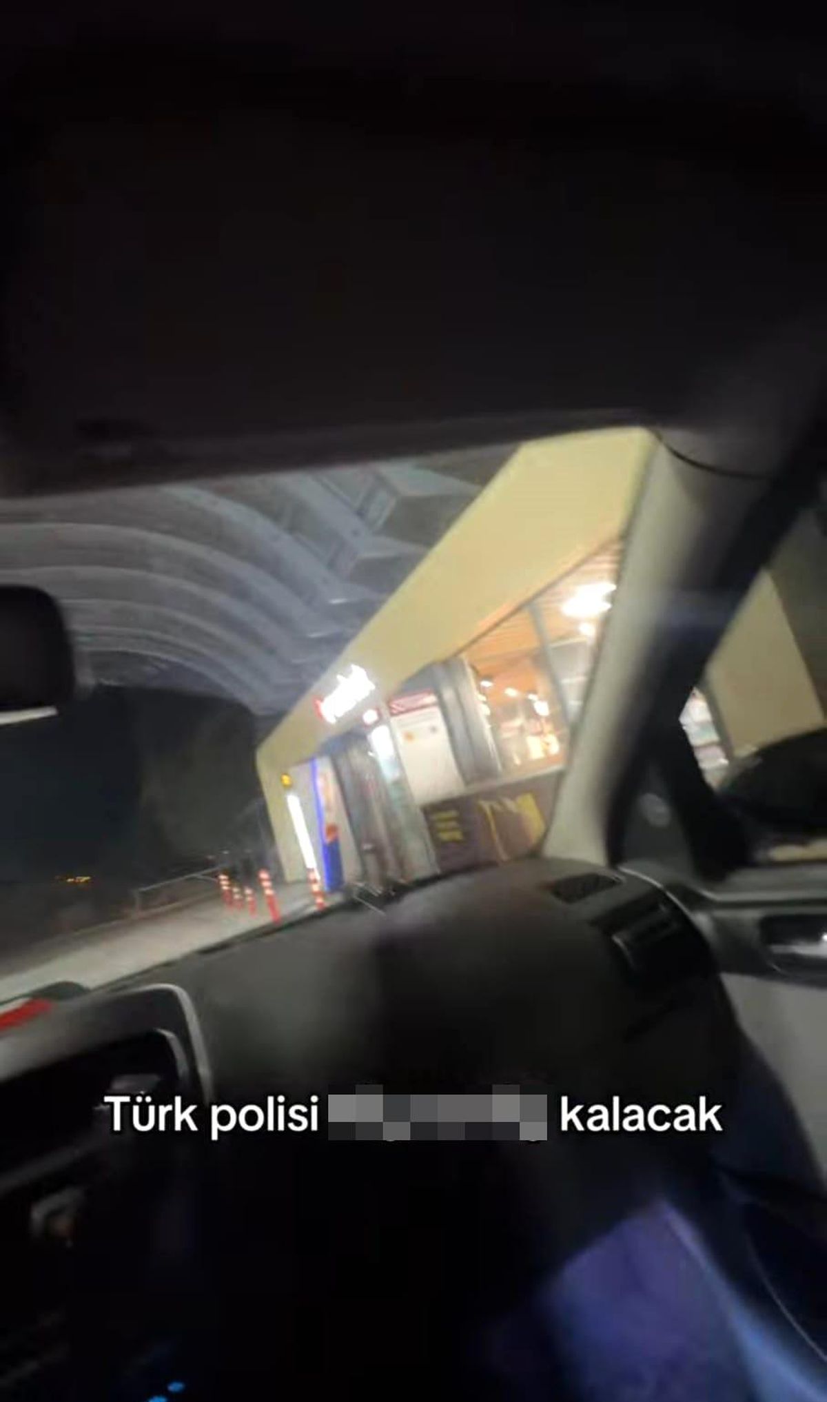 Polislere Hakaret Eden Şahıs Gözaltına Alındı