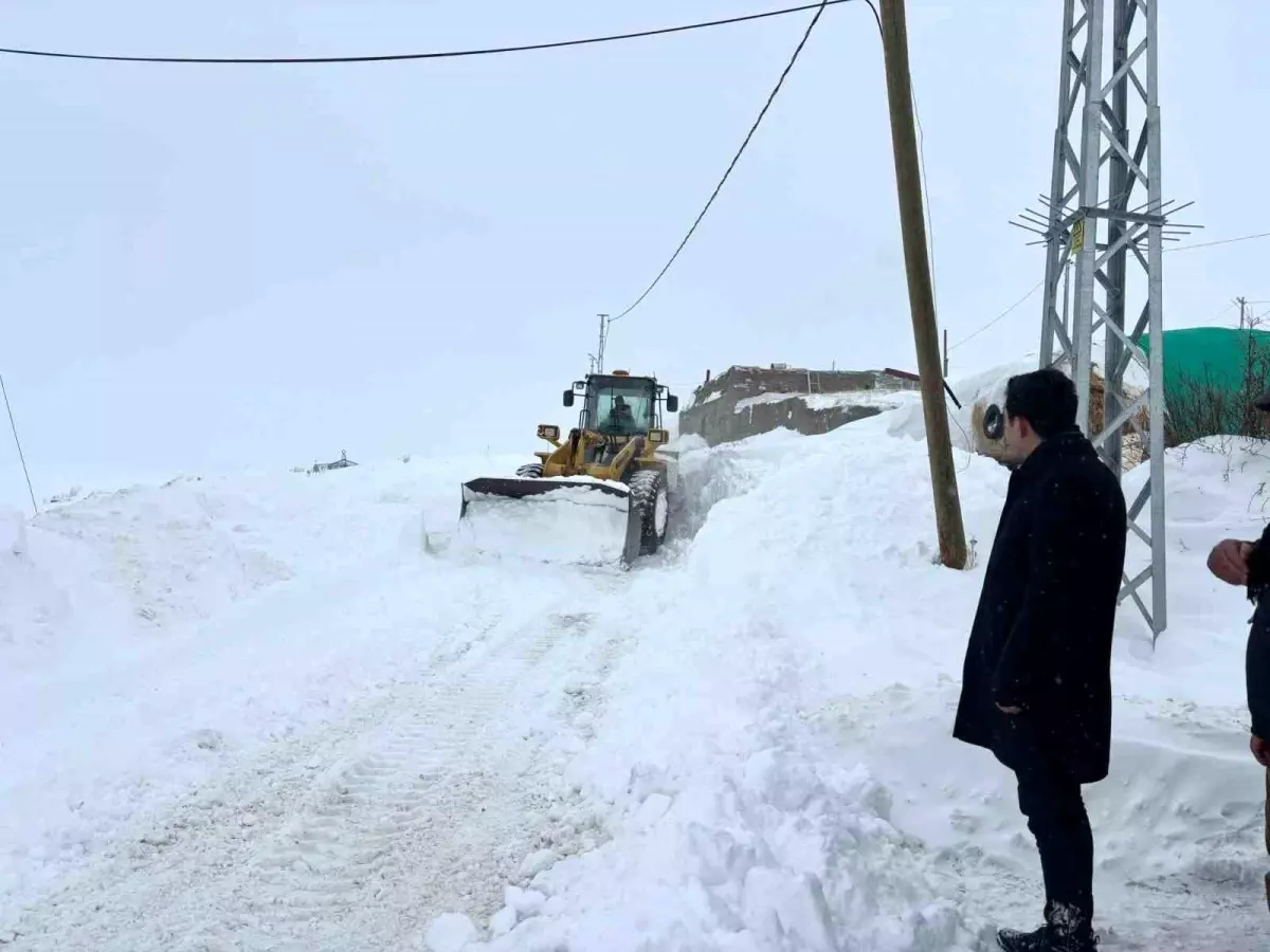 Kaymakam Tutal, Köylülerin Sorunlarını Dinledi