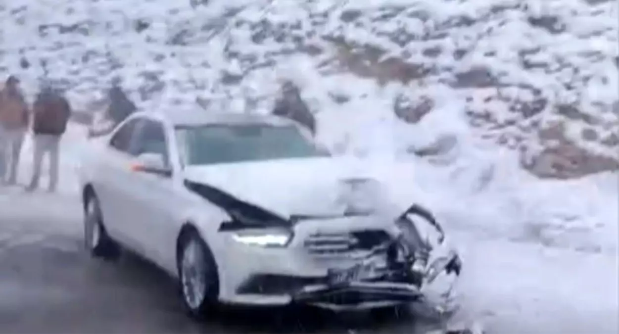 Gaziantep\'te Kar Yağışı Kazalara Neden Oldu