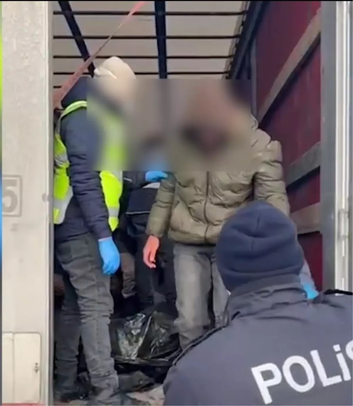 Suşehri\'nde 25 Düzensiz Göçmen Yakalandı