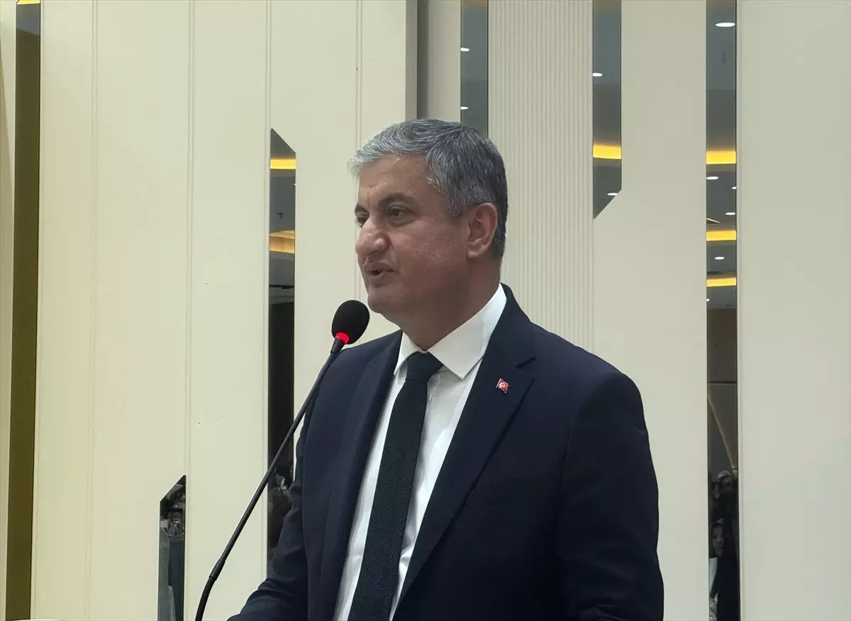 Aile ve Sosyal Hizmetler Bakan Yardımcısı Yenigün, Adana\'da konuştu Açıklaması