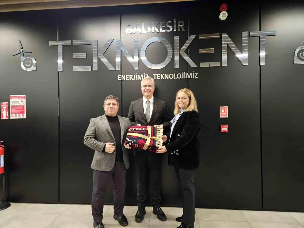 Yalçın\'dan Balıkesir Üniversitesi\'ne Ziyaret