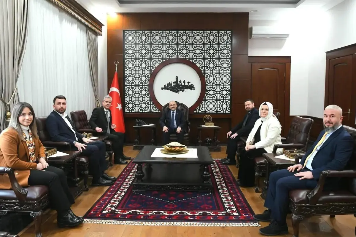 AK Parti Genel Başkan Yardımcısı Yalçın\'dan Suriye vurgusu: "Gelinen noktada hem rejim devrildi hem de terör yapılanması tasfiye aşamasına geldi"