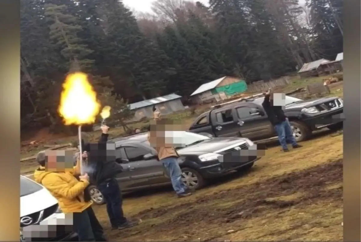 Düzce\'de Silahlı Paylaşım Yapan 8 Kişi Gözaltında