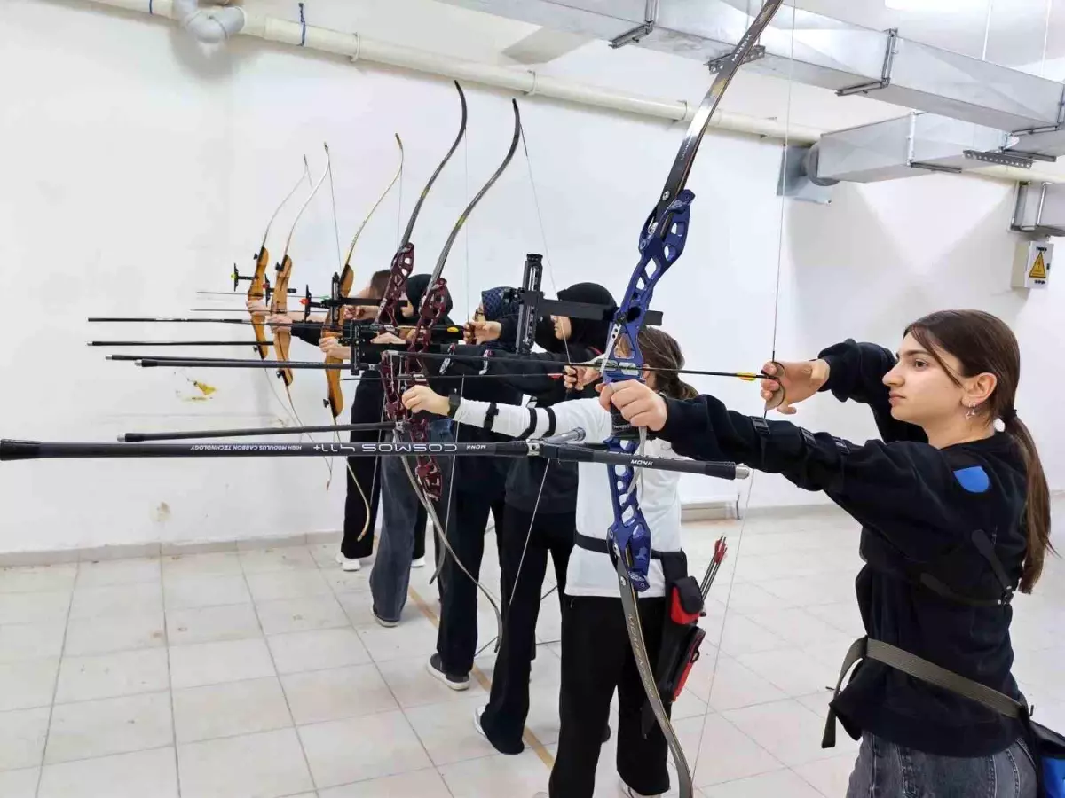 Bilecik\'te Okçuluk Eğitimi