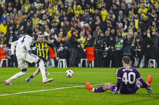 Bütün dünya Fenerbahçe-Aston Villa maçındaki olayı konuşuyor Bütün dünya Fenerbahçe-Aston Villa maçındaki olayı konuşuyor