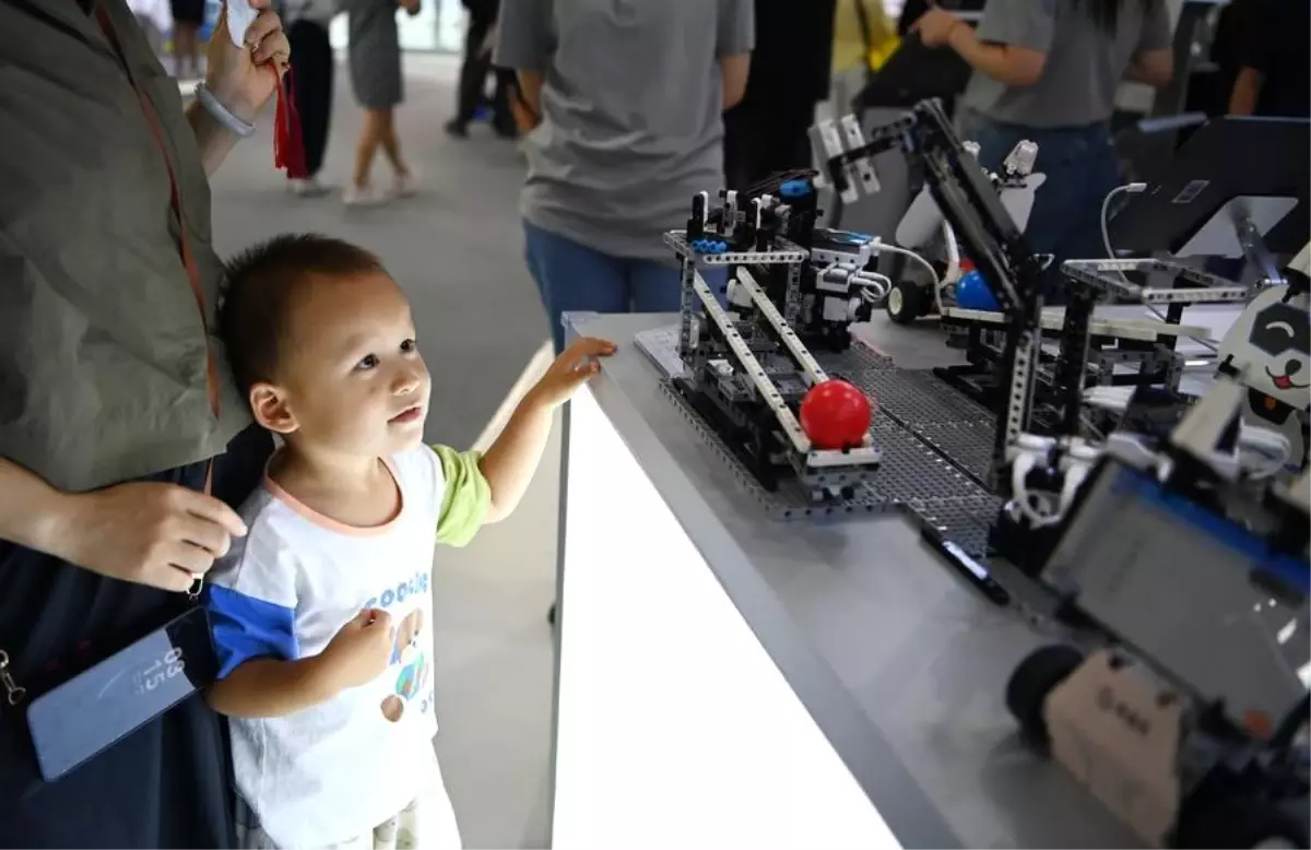 Beijing\'in Yapay Zeka Hedefi: 200.000 Petaflop