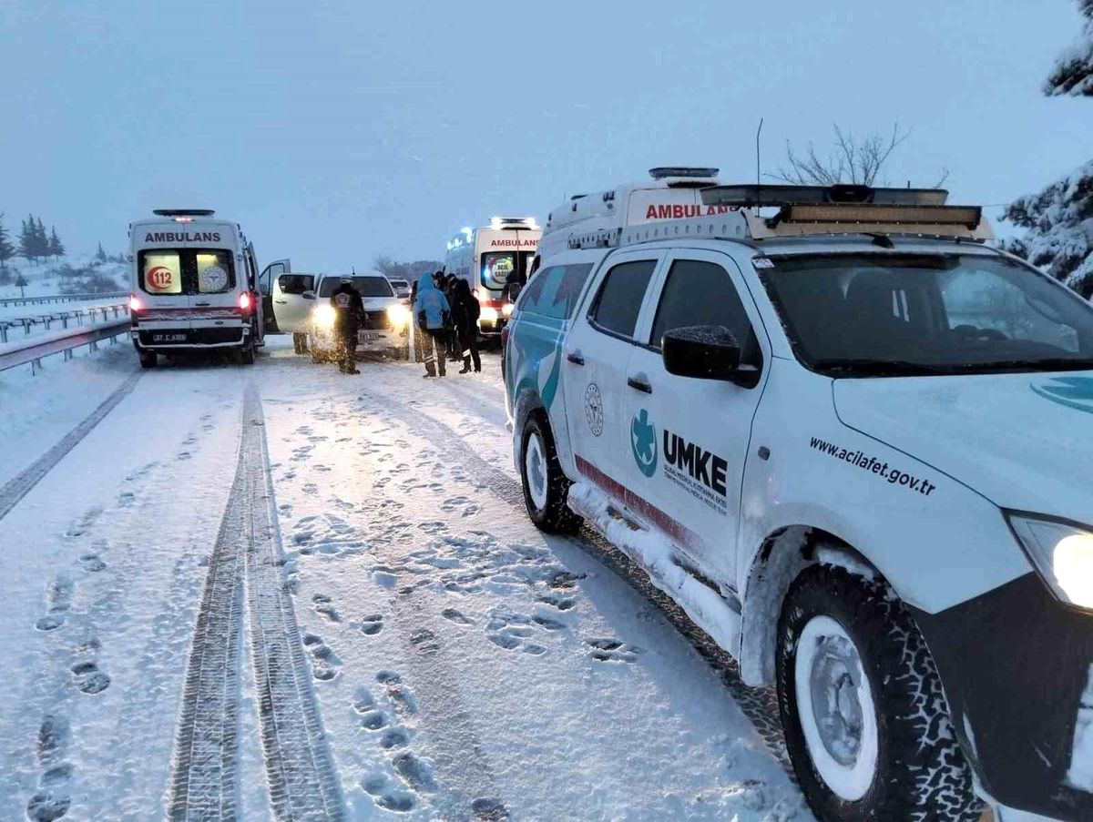 Gaziantep\'te karbonmonoksit gazından etkilenen 9 kişilik ailenin imdadına UMKE yetişti