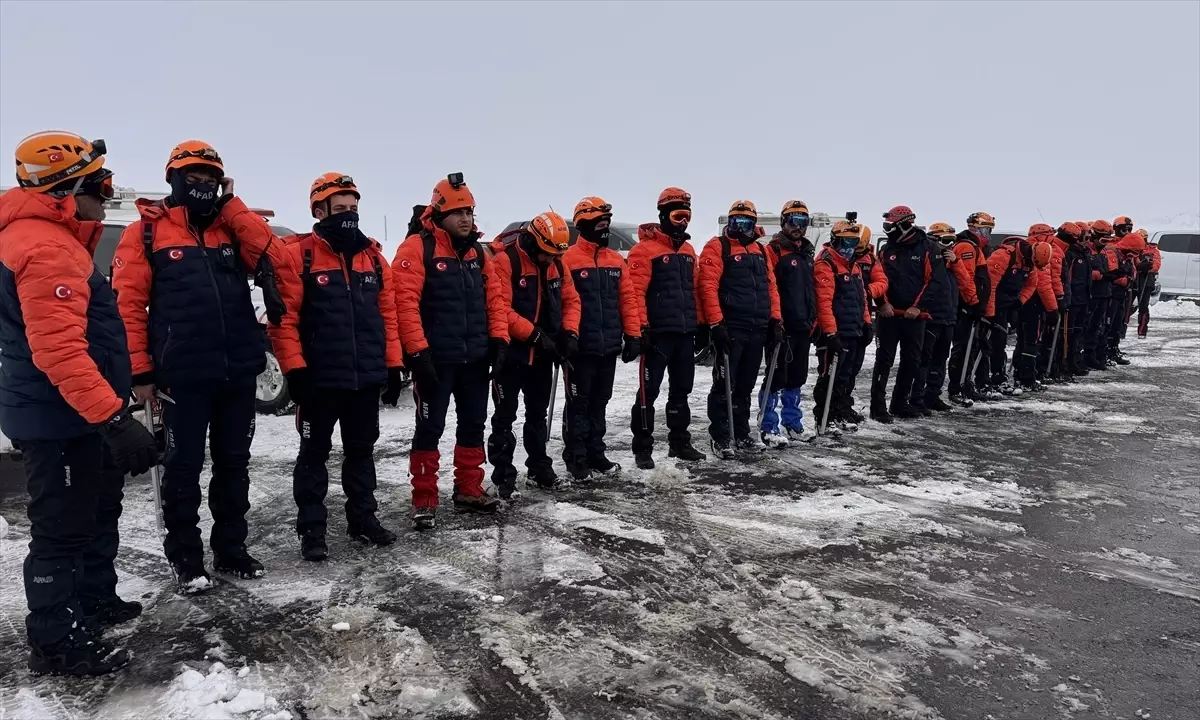 Kahramanmaraş\'ta Çığ Arama Kurtarma Tatbikatı