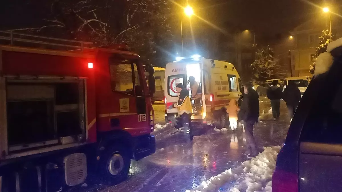 Seydişehir\'de Apartman Yangını: 6 Yaralı