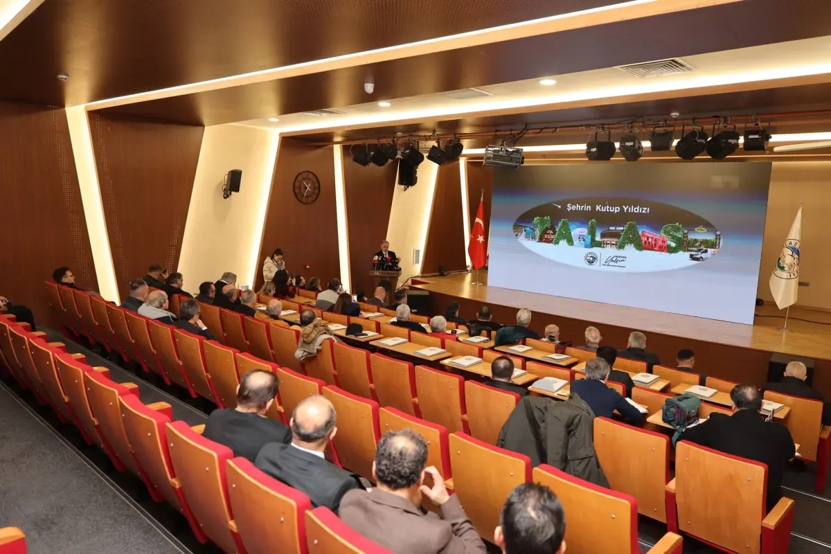 Talas, Kayseri\'nin Gece Gündüz Yükünü Taşıyor