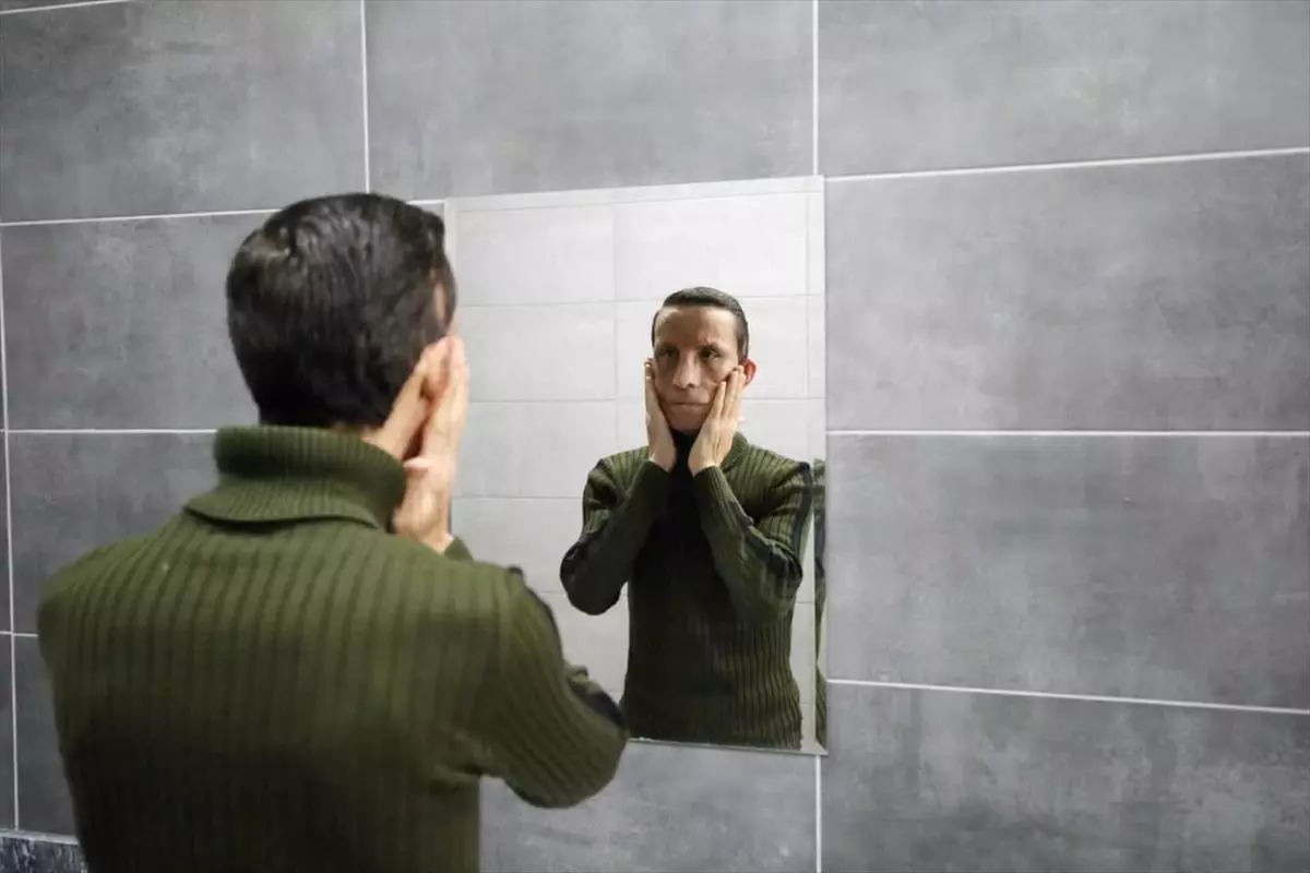 Uğur Acar\'ın Yüz Naklinin 14. Yılı Kutlandı