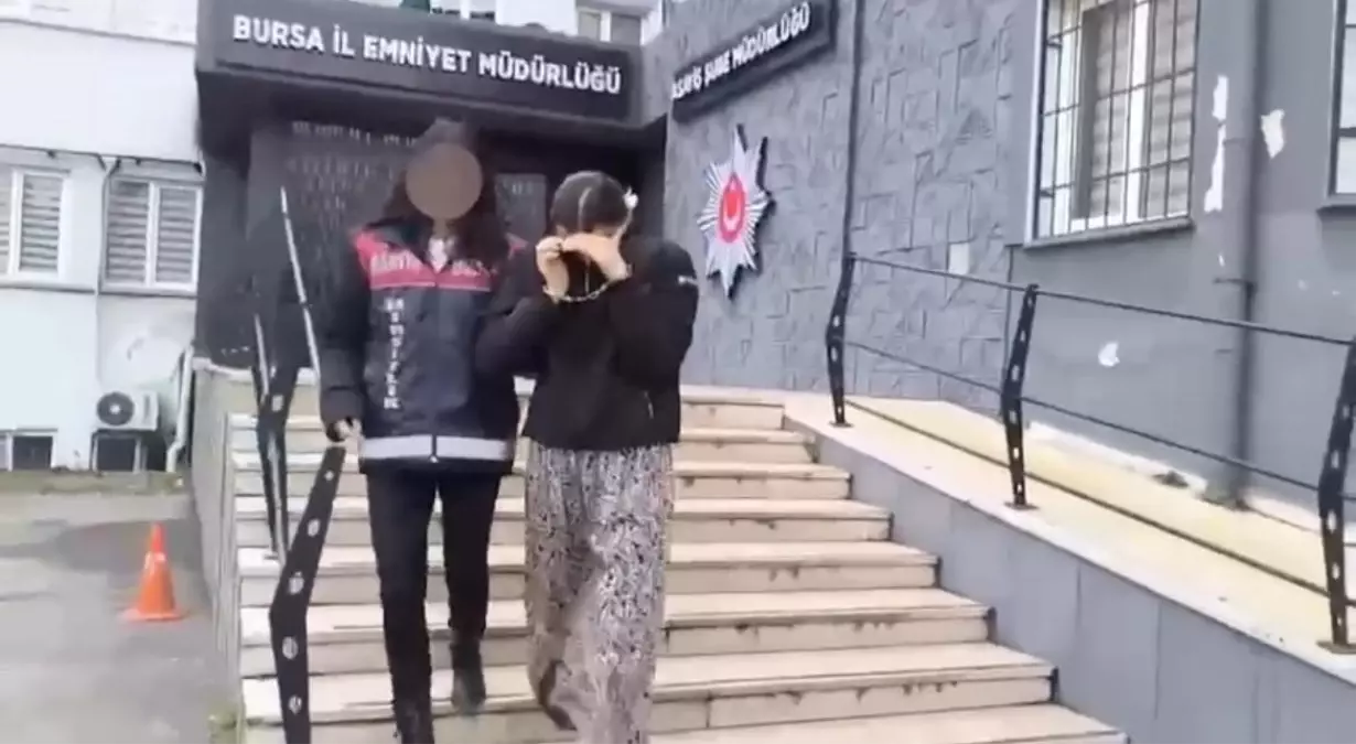 Bursa\'da Hırsızlık Yapan Kadın Yakalandı