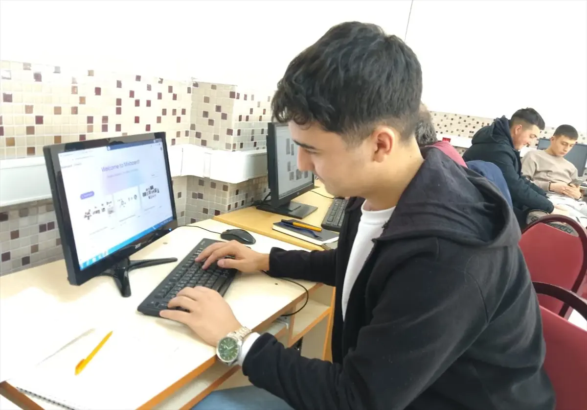 Akşehir\'de Akıllı Tarım Eğitimi Tamamlandı