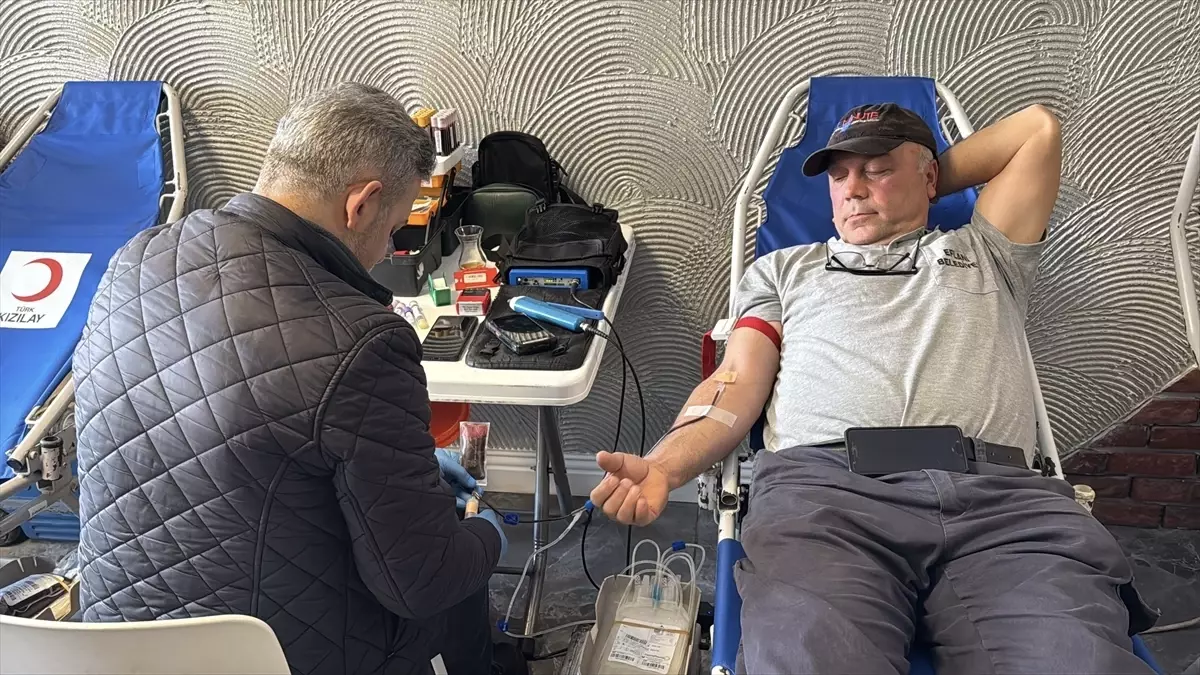 25 Yılda 41 Ünite Kan Bağışı