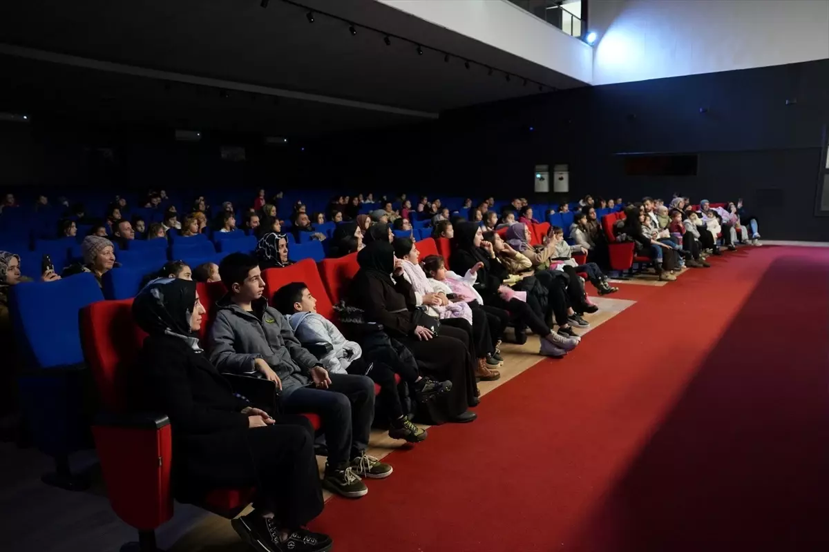 Bafra\'da Çocuklar için Bir Külkedisi Hikayesi