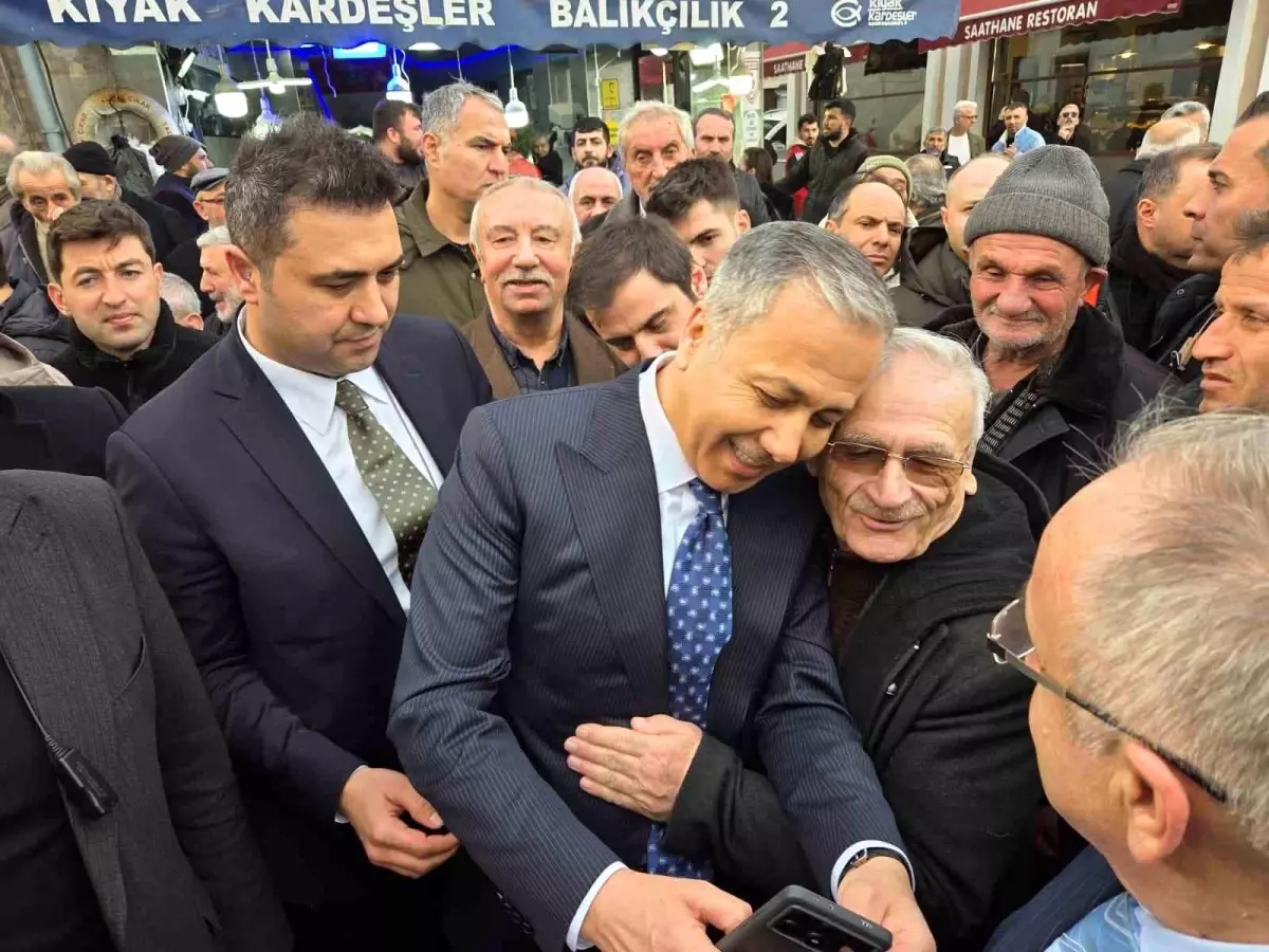 Bakan Yerlikaya\'dan emekliye: "Sizlerin gönlünü kazanacağız"