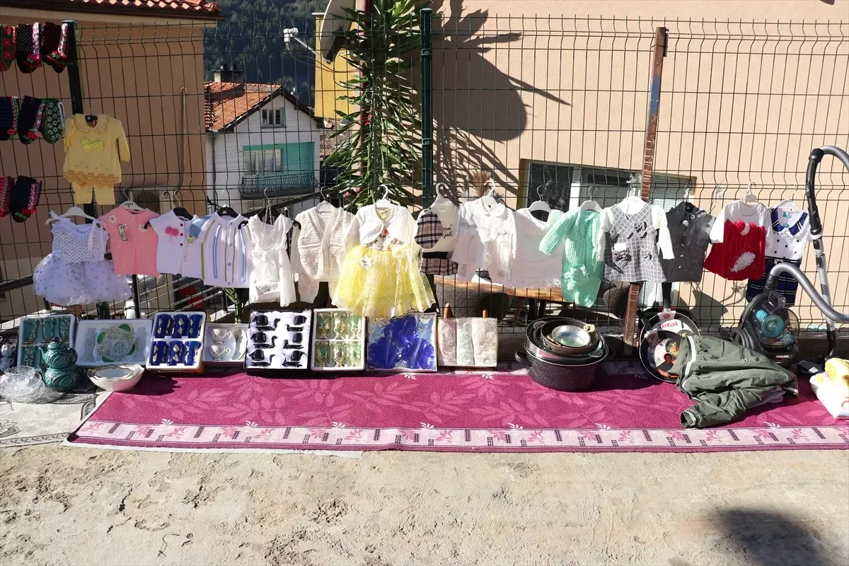 Ribnovo\'da Gelina Geleneği Yaşıyor