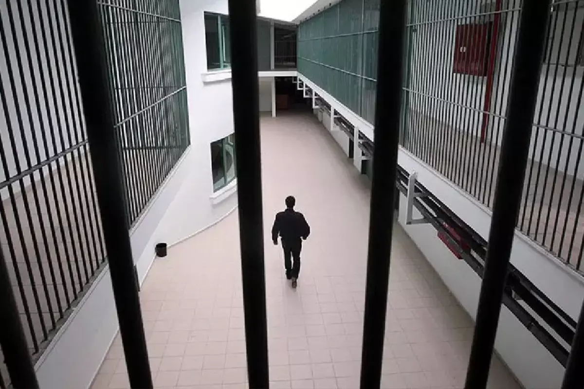 Cezaevinde çıkan sözlü tartışma kanlı bitti: 21 kişi hastanelik oldu