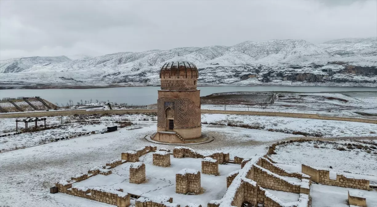 Hasankeyf Karla Kaplandı