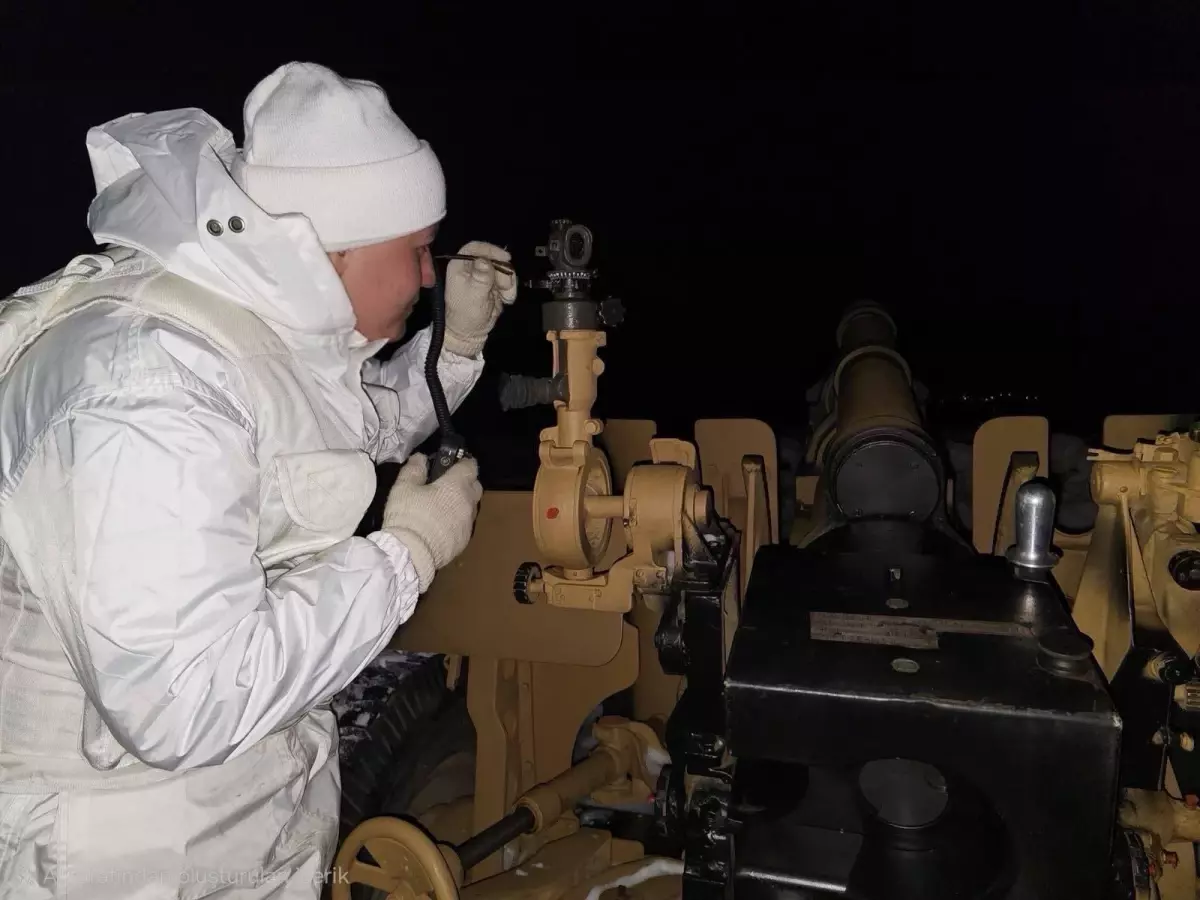 Mehmetçikten Gece Eğitimi Görüntüleri