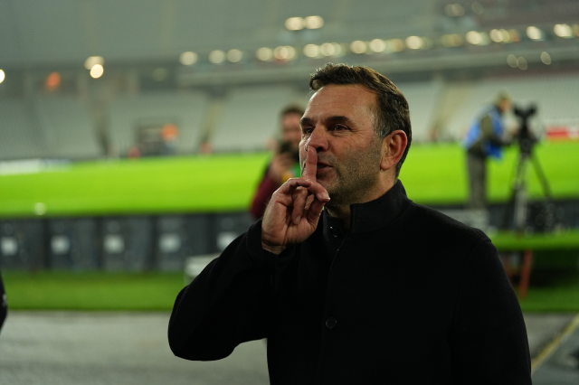 Okan Buruk'tan transfer mesajı