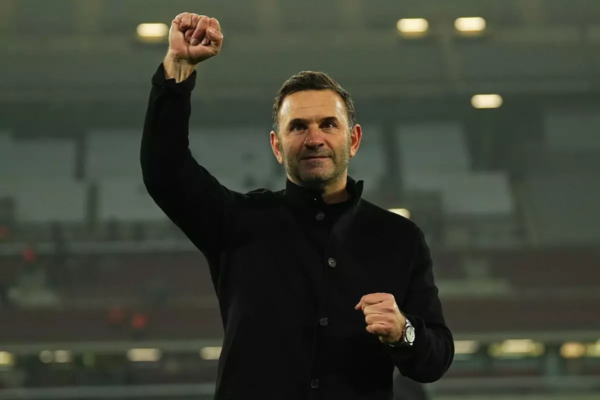 Okan Buruk\'tan transfer mesajı