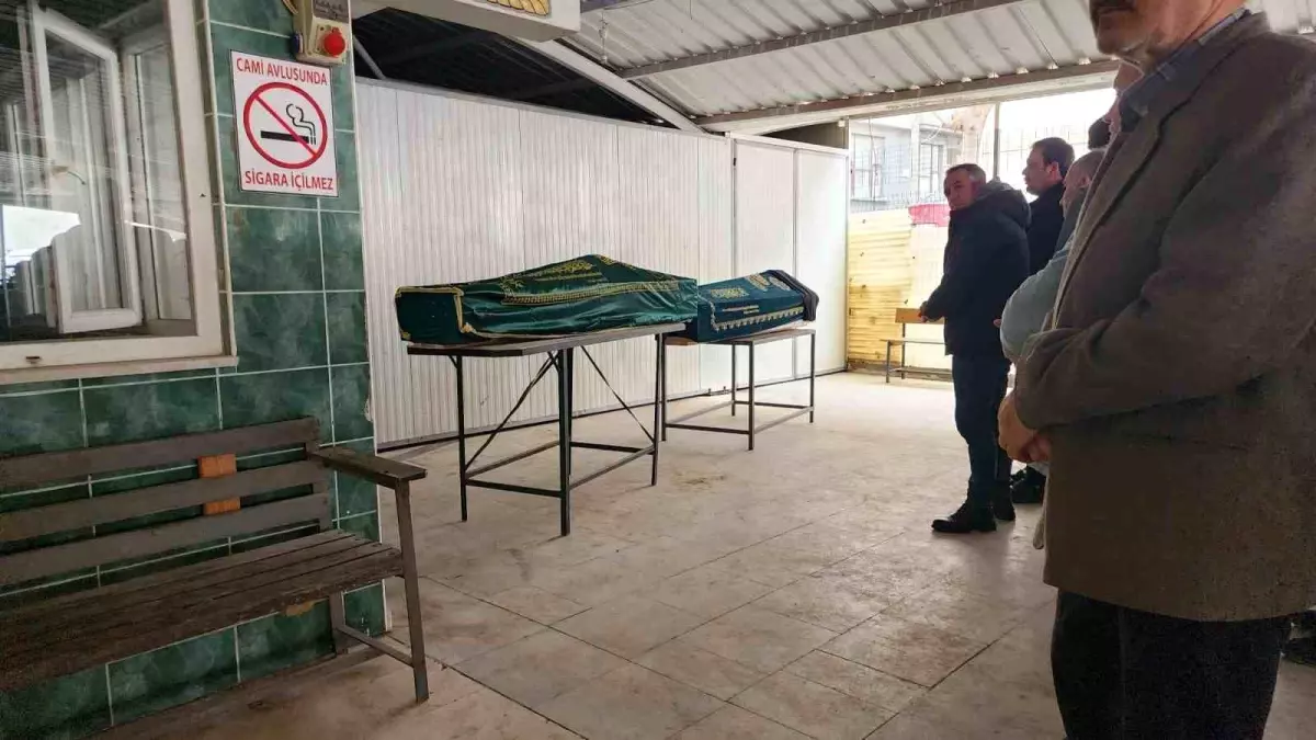 Silivri\'deki Feci Kaza: Eşini ve Çocuklarını Kaybetti