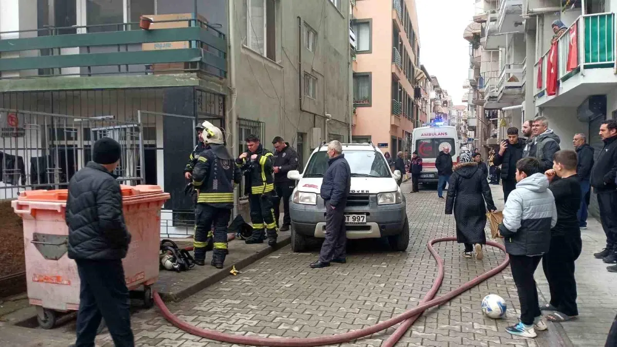 Karamürsel\'de İşçi Evinde Yangın