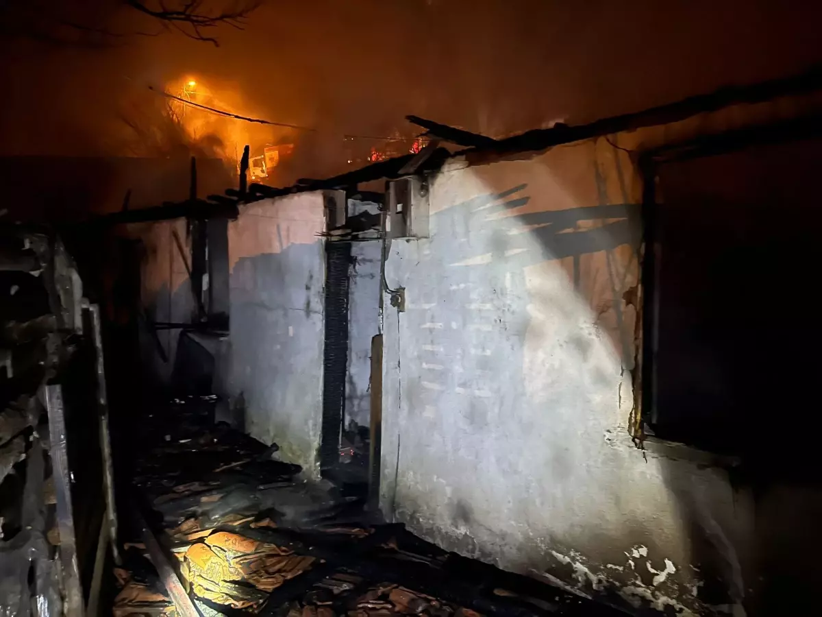 Tokat\'ta Yangın: Tek Katlı Ev Kullanılamaz Hale Geldi