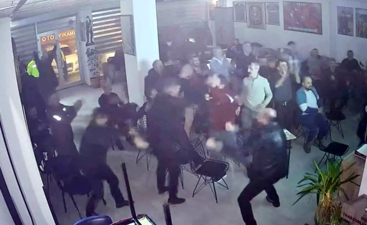 Trabzonspor Kasımpaşa\'yı 2-1 Yendi