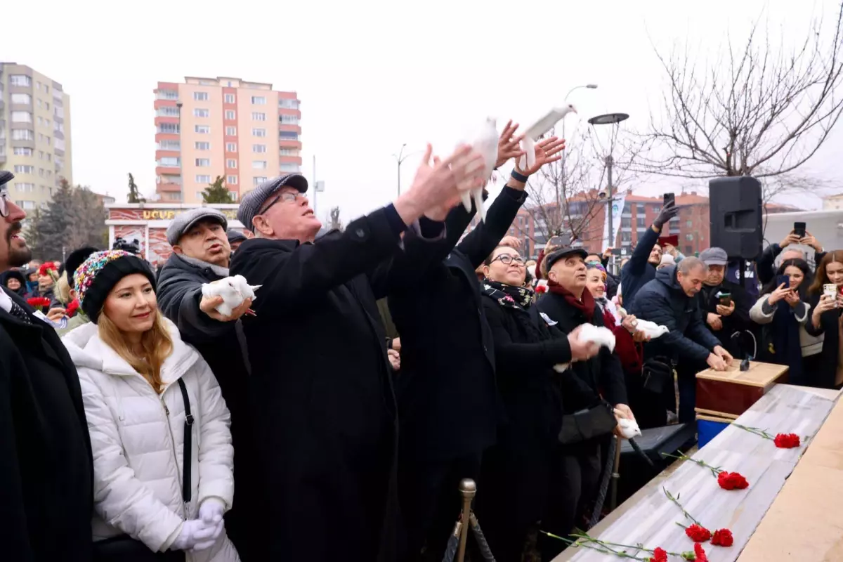 Uğur Mumcu 33. Yıldönümünde Anıldı