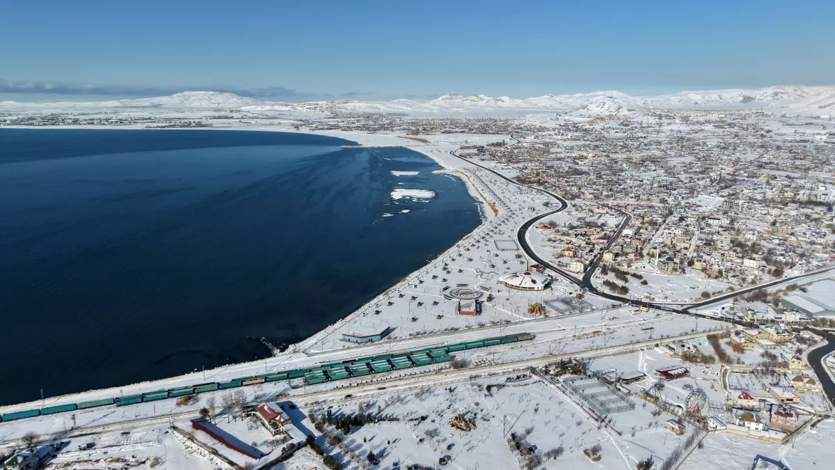Van Gölü İçin Su Yönetim Merkezi Önerisi