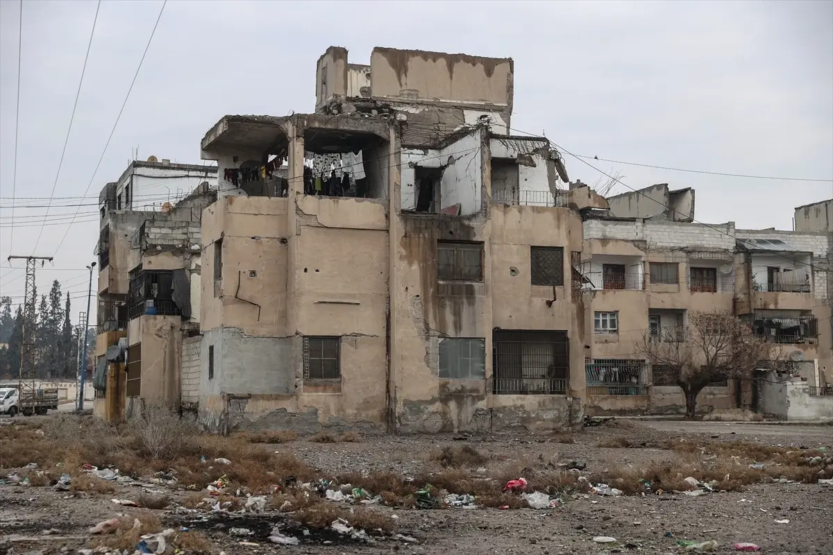 Rakka\'da Yıkım ve Uyuşturucu Sorunu