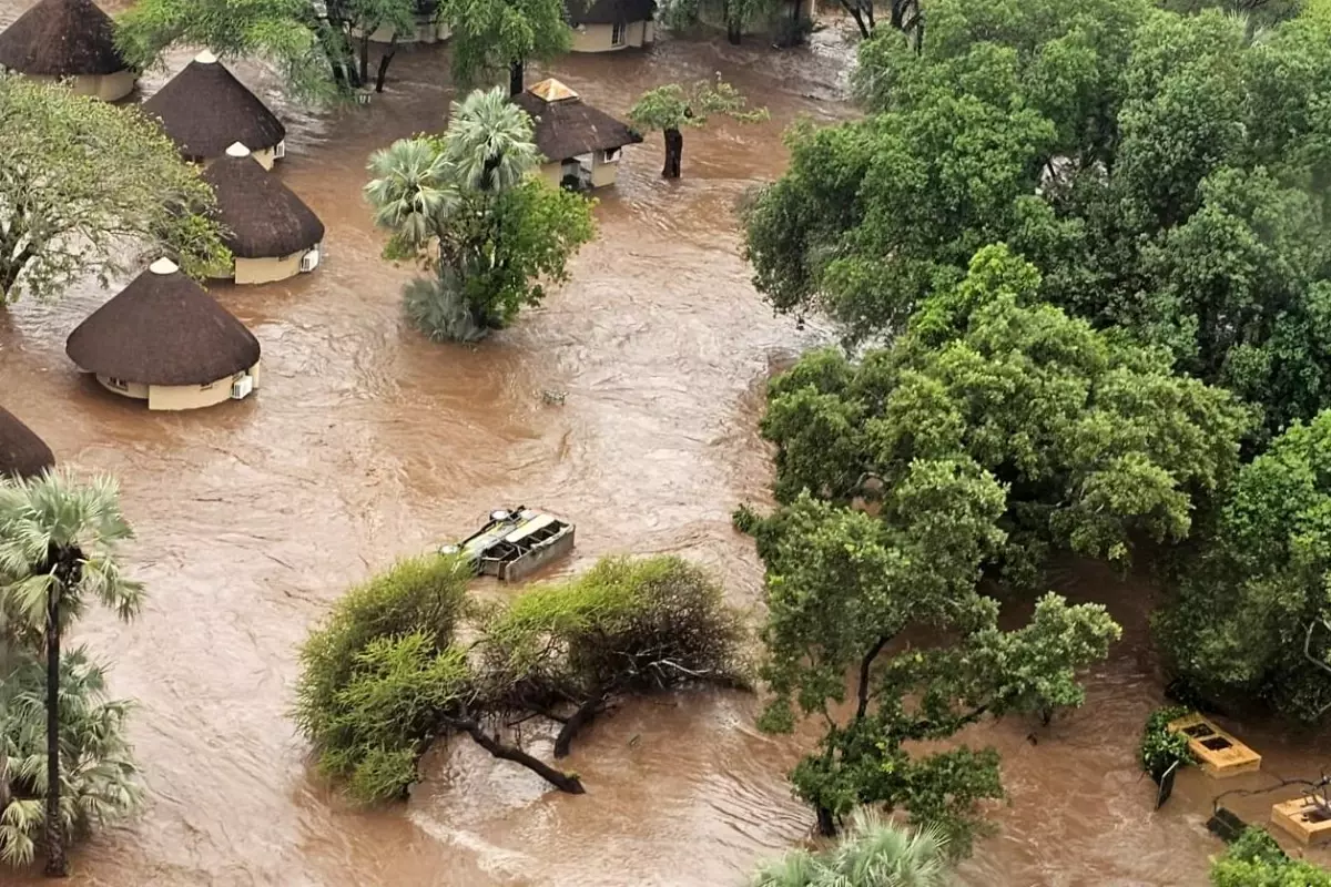 Güney Afrika\'da Sel Felaketi