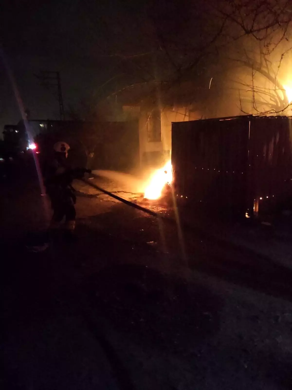 Hatay\'da Yangın Kontrol Altına Alındı