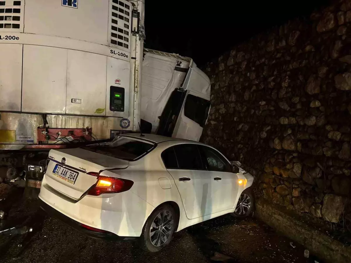 Burdur\'da Kaza: 2 Ölü, 7 Yaralı