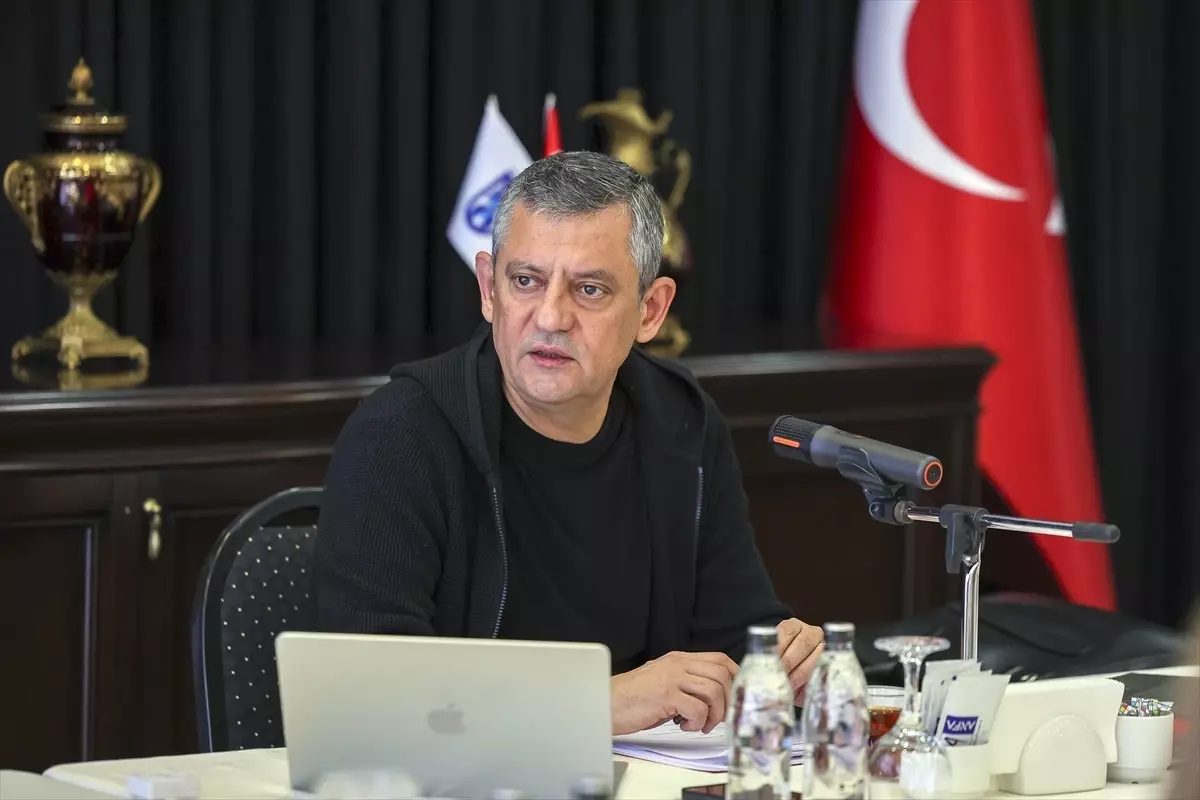 Özgür Özel, CAO Yürütme Kurulu Toplantısında