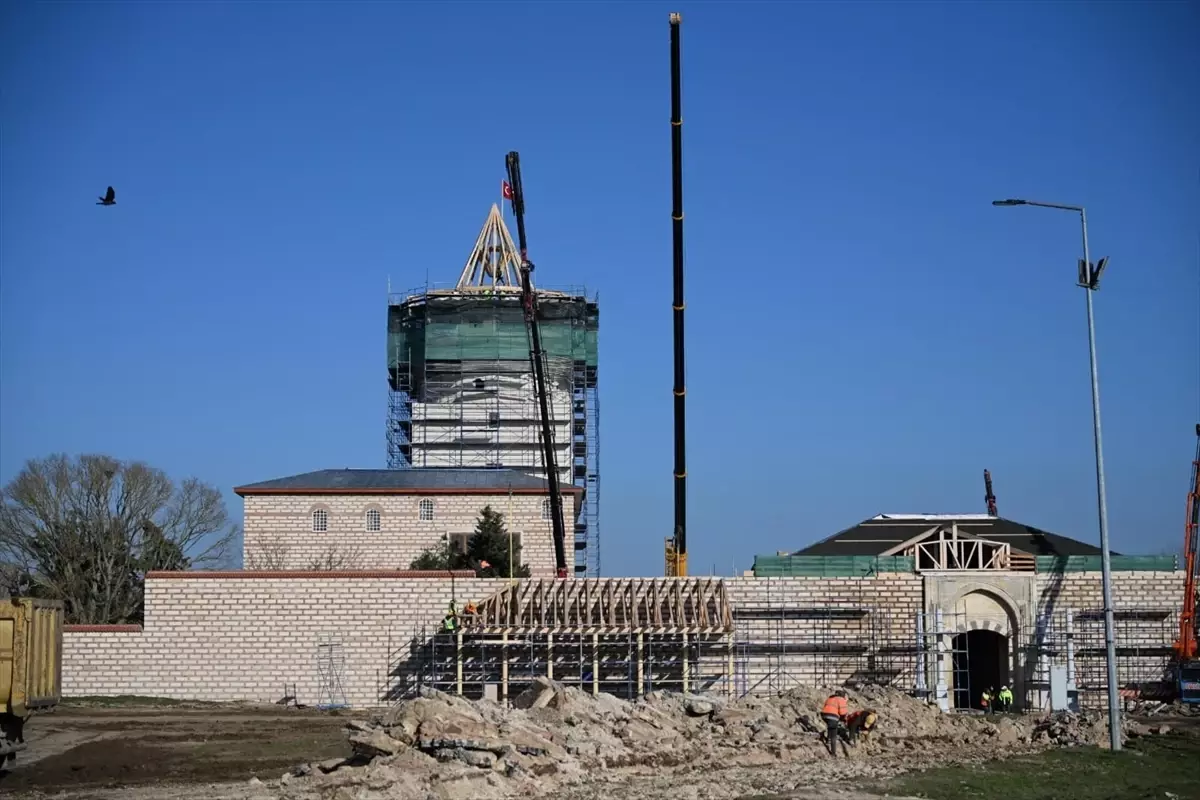 Edirne Sarayı\'nda İhya Çalışmaları Devam Ediyor