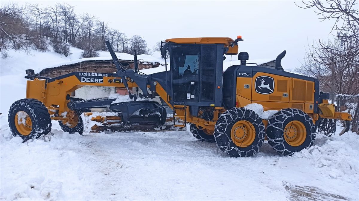 Elazığ\'da 67 Yerleşim Yerinin 65\'ine Ulaşım Sağlandı