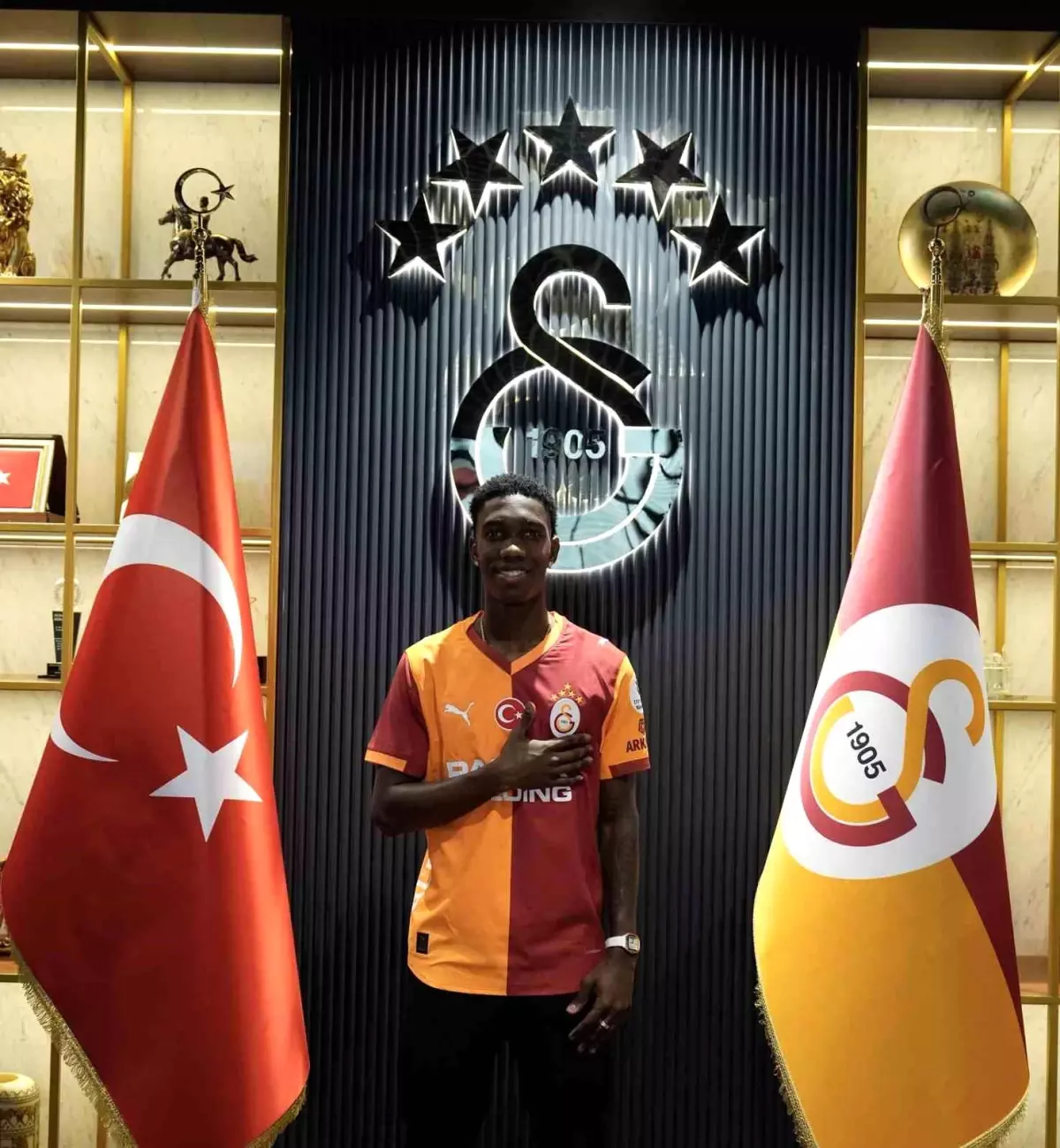 Galatasaray, Yaser Asprilla\'yı Kiraladı