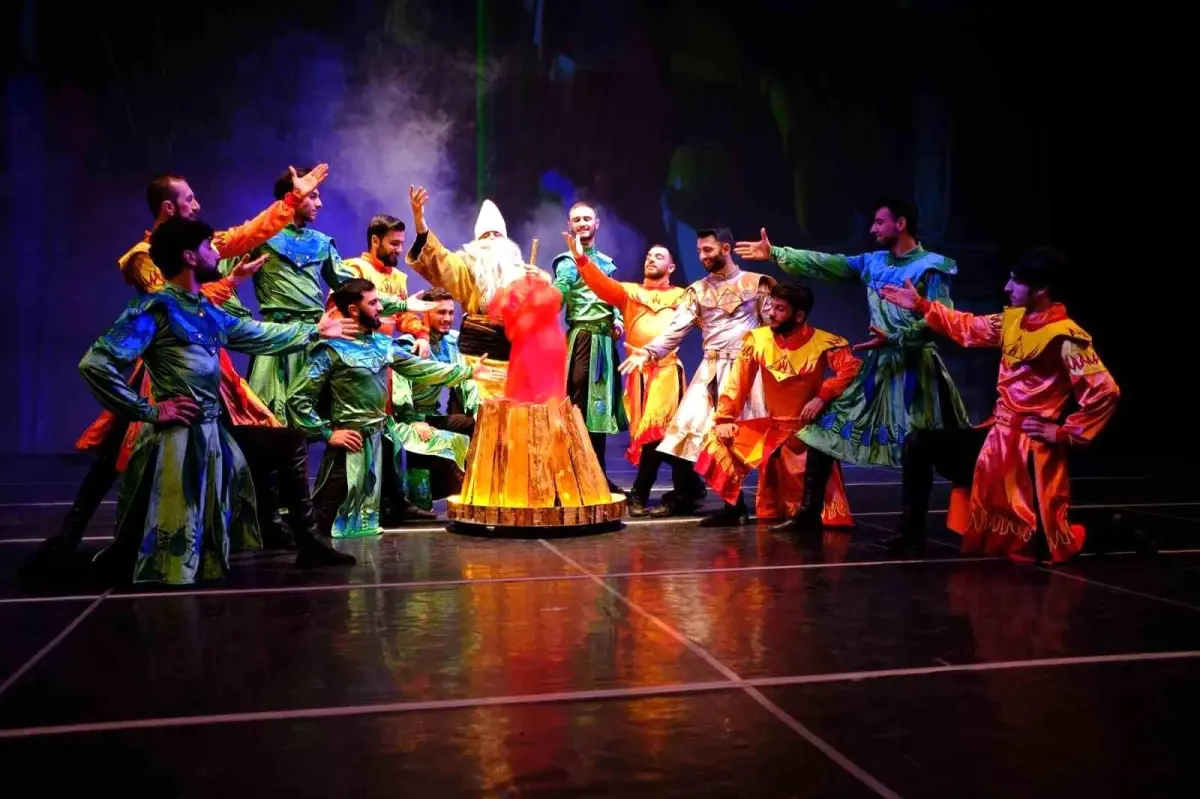 Gaziantep\'te spor, sanat, bilim ve kardeşlik aynı sahnede buluşuyor