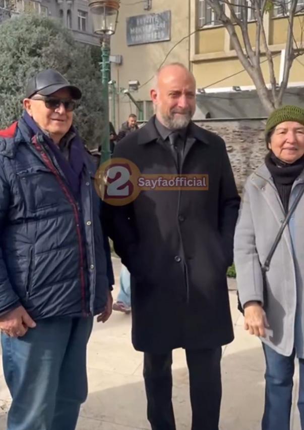 Haldun Dormen'in cenazesinde fotoğraf yarışına girdiler Haldun Dormen'in cenazesinde fotoğraf yarışına girdiler