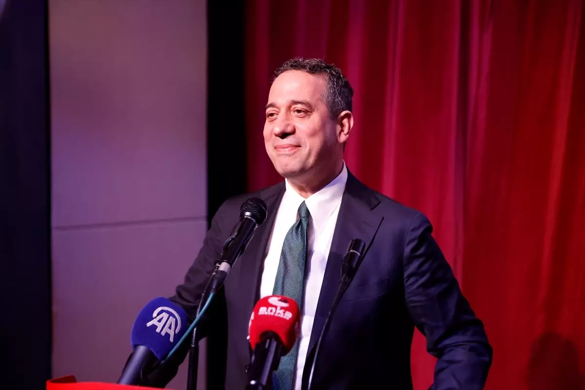 Uğur Mumcu\'yu Anma Paneli Malatya\'da Gerçekleşti